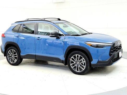 New 2026 Toyota Corolla Cross XLE image 7