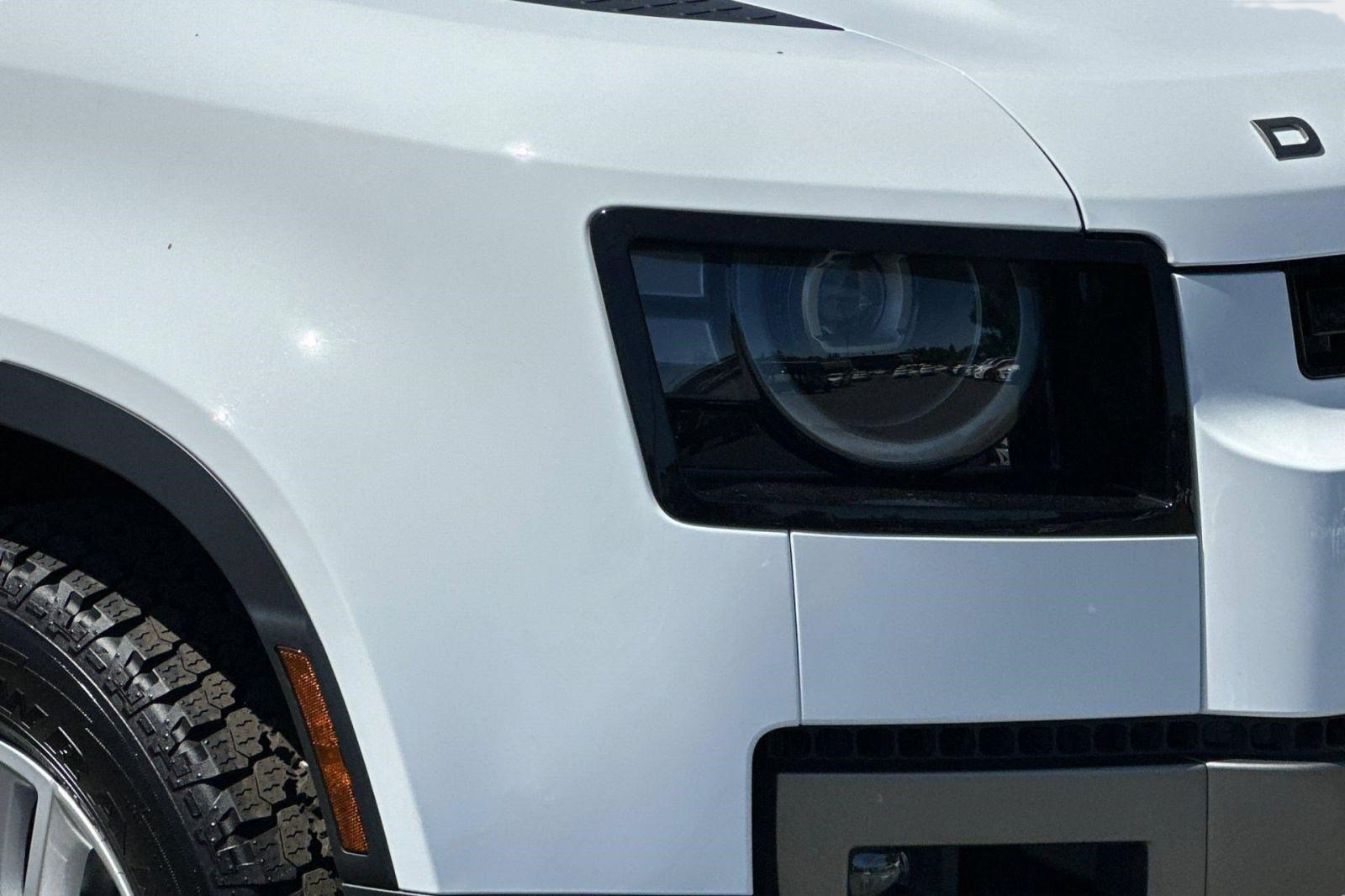 New 2026 Land Rover Defender 130 S AWD/4WD image 9