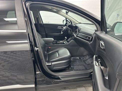 Used 2024 Kia Sportage EX AWD/4WD image 21