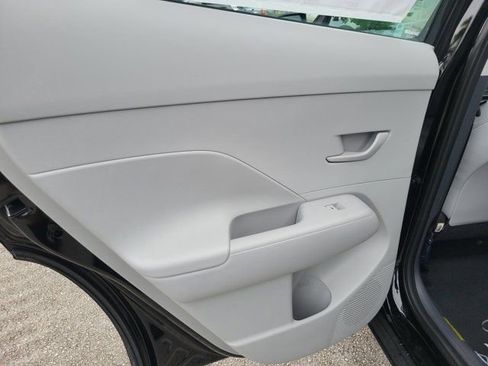 Certified 2026 Hyundai Kona SE image 12