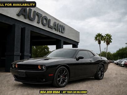 Used 2017 Dodge Challenger SXT