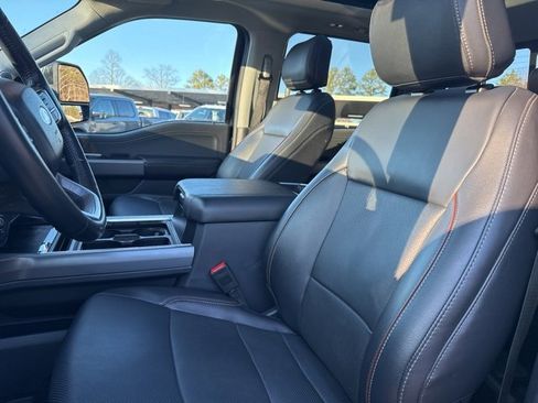 Used 2024 Ford F350 Lariat w/ Lariat Ultimate Package image 10