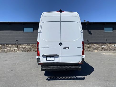 Used 2021 Mercedes-Benz Sprinter 4500 image 7