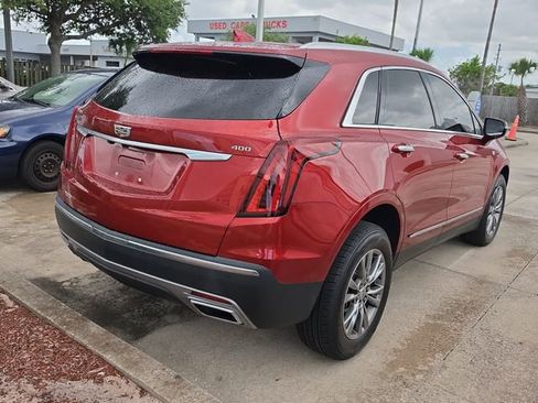 Used 2021 Cadillac XT5 Premium Luxury FWD image 4