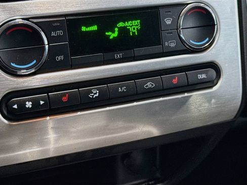 Used 2009 Ford Edge Limited FWD image 19