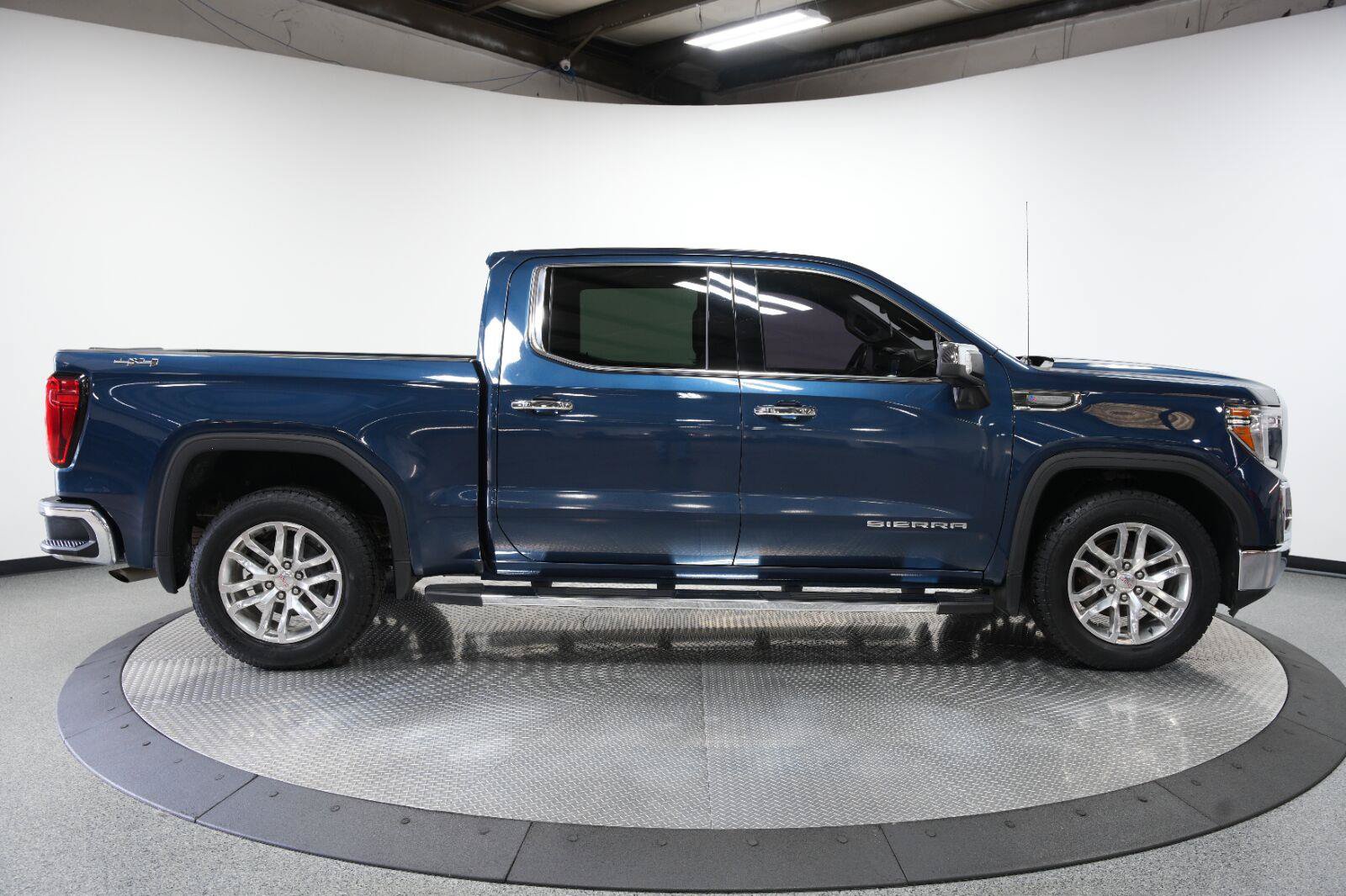 Certified 2021 GMC Sierra 1500 SLT AWD/4WD image 10