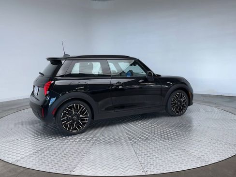 Used 2026 MINI Cooper S FWD image 8