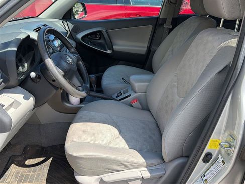 Used 2011 Toyota RAV4 4WD w/ Base L4 Extra Value Pkg image 12