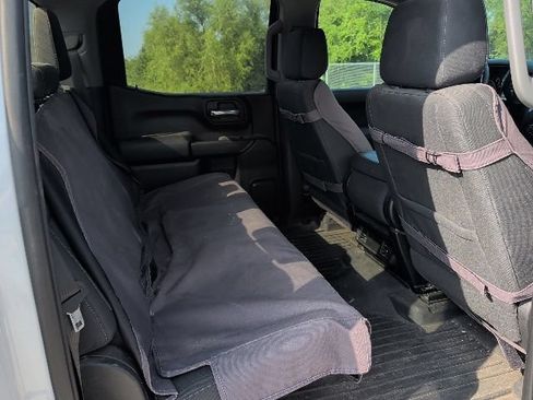 Used 2022 Chevrolet Silverado 1500 Custom AWD/4WD image 10