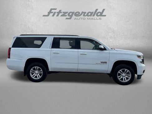 Used 2019 Chevrolet Suburban LT image 4