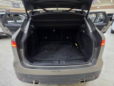 Used 2018 Jaguar F-PACE R-Sport AWD/4WD image 13