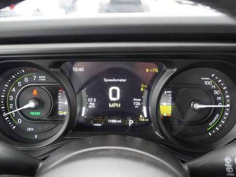 Certified 2025 Jeep Wrangler Unlimited Rubicon 4xe w/ Safety Group image 35