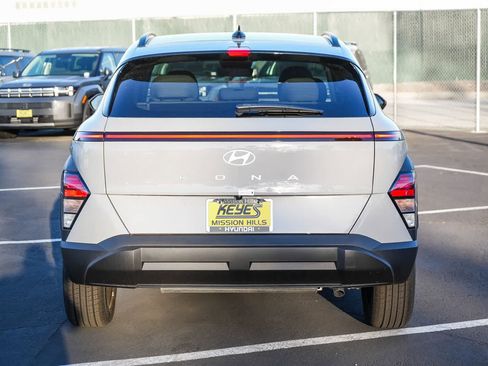 New 2026 Hyundai Kona SEL Sport image 7