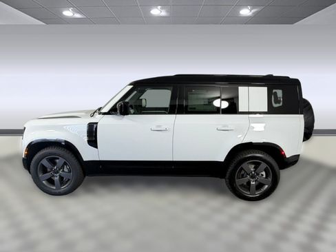 New 2026 Land Rover Defender 110 X-Dynamic SE AWD/4WD image 2