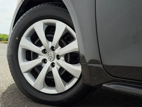 Certified 2023 Toyota Corolla LE FWD image 25