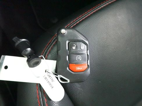 Used 2020 Jeep Wrangler Unlimited Rubicon AWD/4WD image 24