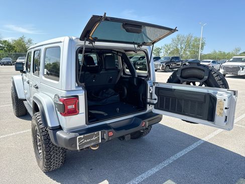 Used 2024 Jeep Wrangler Unlimited Rubicon 392 AWD/4WD image 19