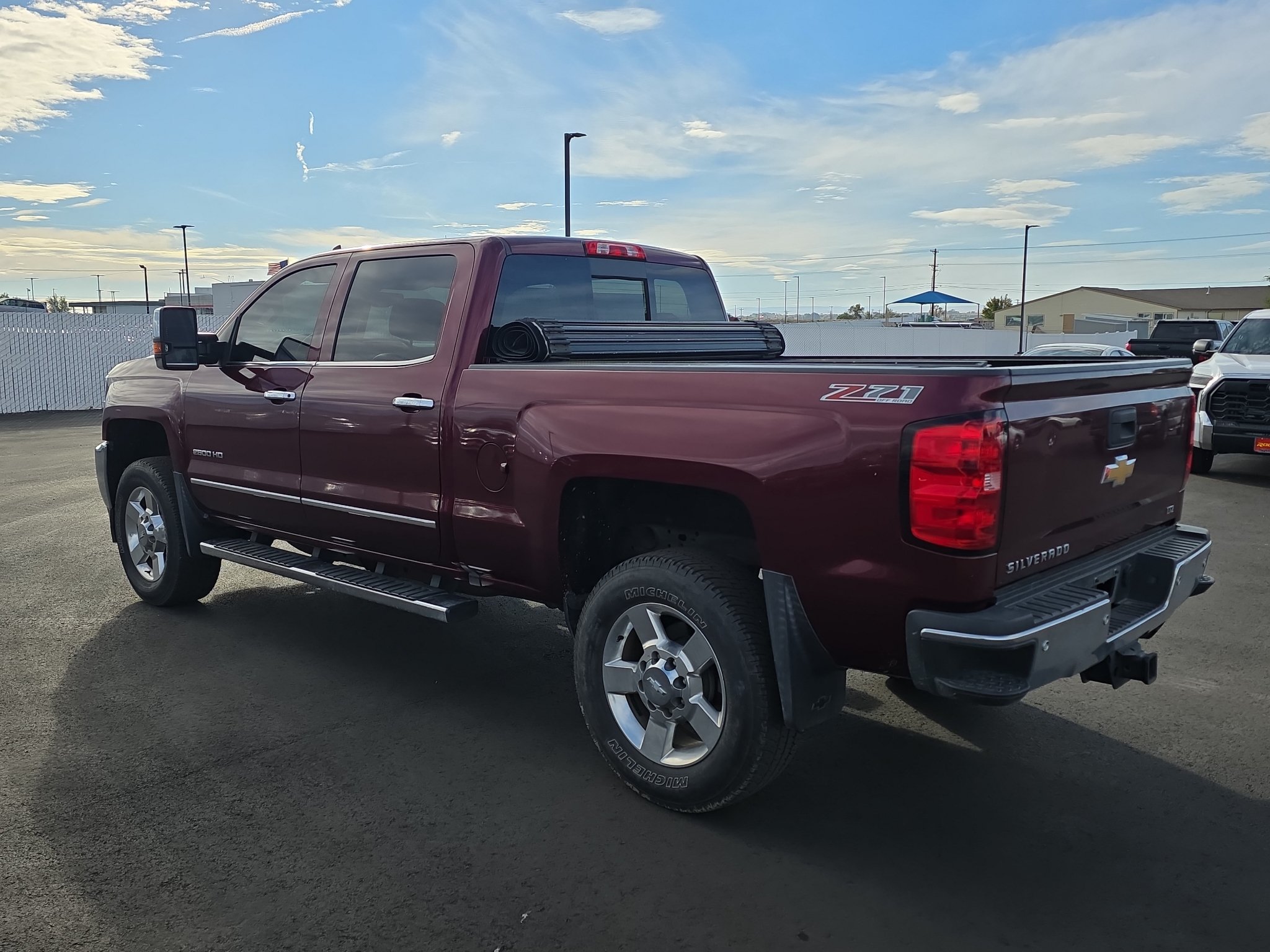Used 2017 Chevrolet Silverado 2500 LTZ w/ Vortec Plus Package AWD/4WD image 6