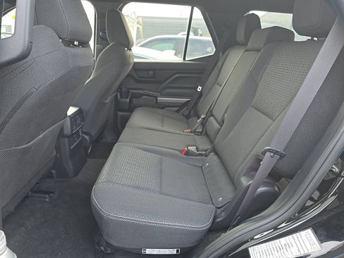 Used 2025 Toyota 4Runner SR5 AWD/4WD image 6
