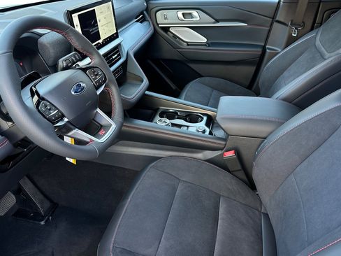 New 2026 Ford Explorer ST w/ Sun And Sound Package image 9
