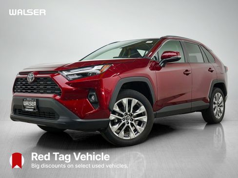 Used 2025 Toyota RAV4 XLE Premium w/ Weather Package AWD/4WD image 1
