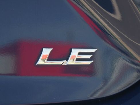 Used 2025 Toyota Camry LE FWD image 18