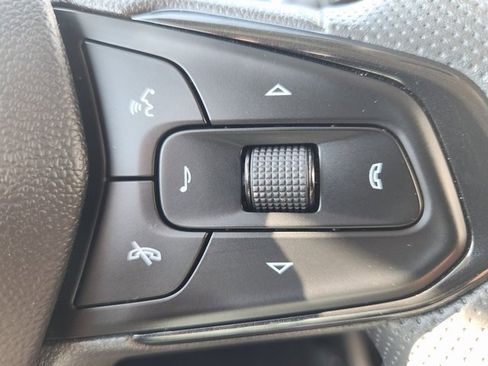 Used 2024 Chevrolet TrailBlazer LT w/ Driver Confidence Package image 28