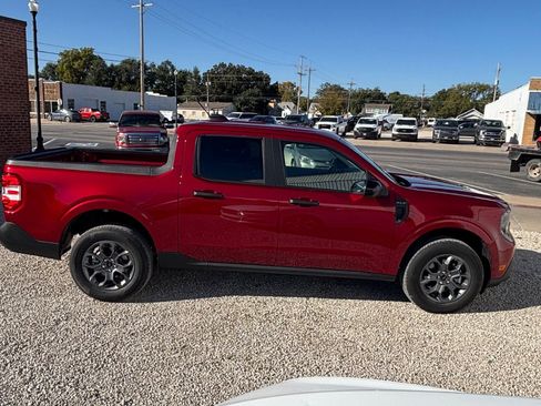 New 2025 Ford Maverick XLT w/ Equipment Group 301A image 2