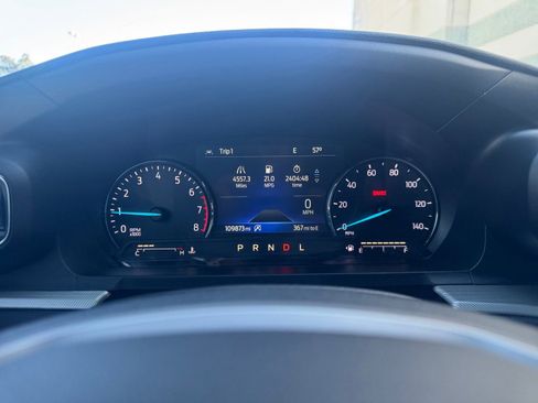 Certified 2021 Ford Explorer XLT w/ Equipment Group 202A image 28