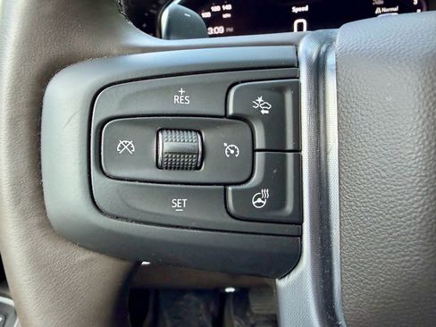 Used 2025 GMC Sierra 1500 SLT w/ SLT Convenience Package AWD/4WD image 27