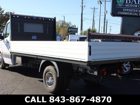 Used 2015 Freightliner Sprinter 3500 image 4