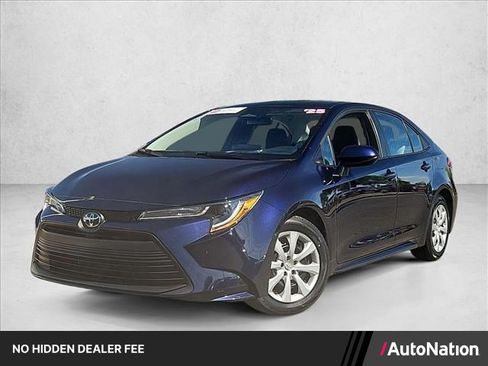 Certified 2025 Toyota Corolla LE FWD image 1