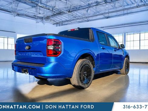 New 2025 Ford Maverick Lobo image 25