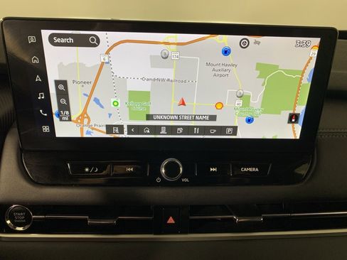 Used 2025 Mitsubishi Outlander SE image 24