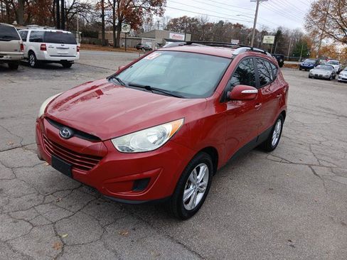 Used 2012 Hyundai Tucson GLS image 2