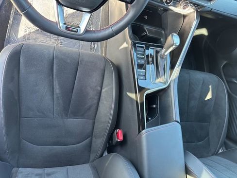 Certified 2025 Acura ADX A-Spec image 15