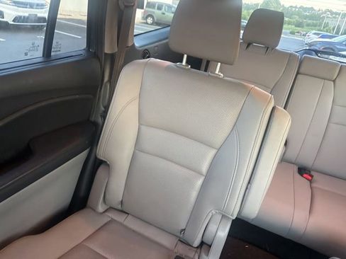 Used 2021 Honda Pilot Elite image 22