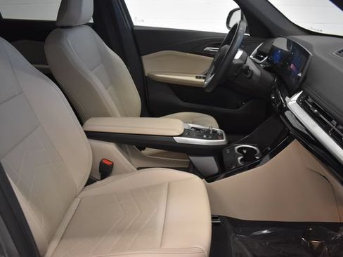 Used 2025 BMW X1 xDrive28i w/ Convenience Package AWD/4WD image 19