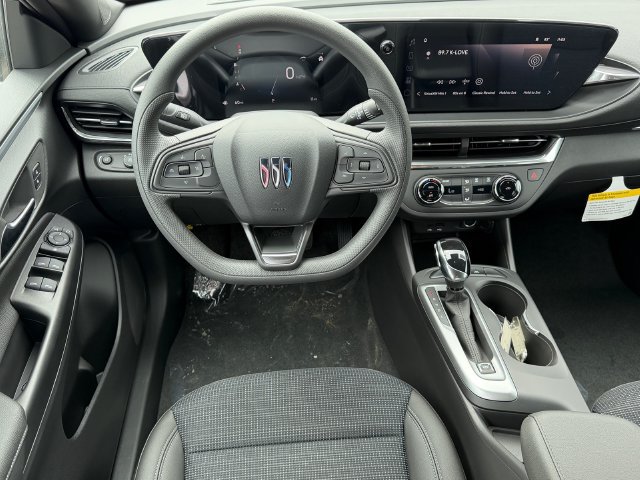 New 2026 Buick Envista Preferred w/ Advanced Safety Package FWD image 16