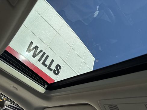 Used 2008 Chevrolet Tahoe 4WD Hybrid image 17