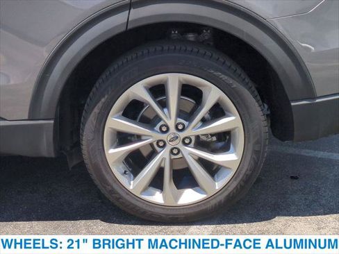 Used 2023 Ford Explorer Platinum w/ Technology Package AWD/4WD image 11