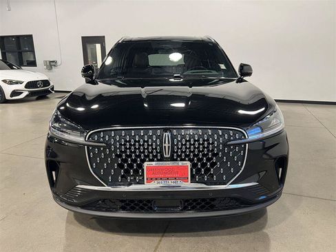 Used 2025 Lincoln Aviator Reserve w/ Luxury Package AWD/4WD image 8