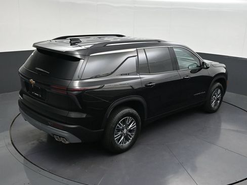 Certified 2026 Chevrolet Traverse LT FWD image 25