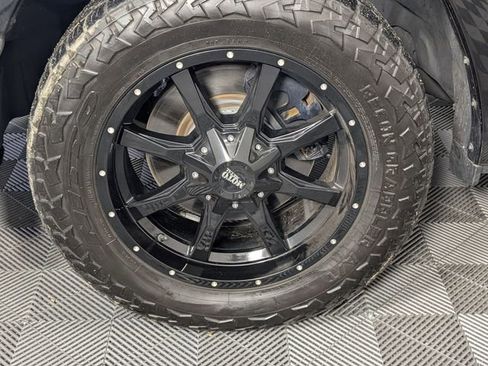 Used 2021 RAM 1500 Limited image 7