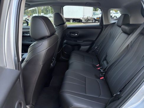 Used 2025 Acura ADX FWD image 30