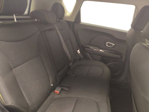 Used 2016 Kia Soul + w/ Audio Package image 19
