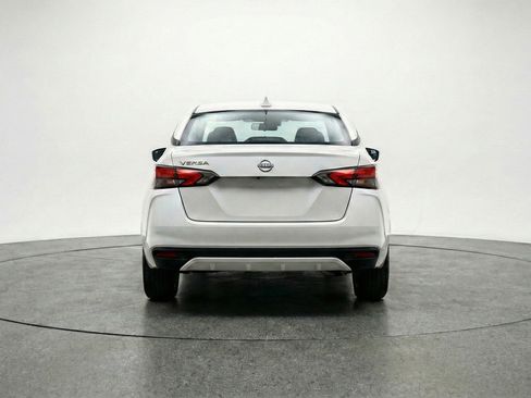Used 2025 Nissan Versa SV FWD image 7