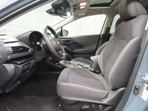 Used 2025 Subaru Crosstrek 2.0i Premium AWD/4WD image 9