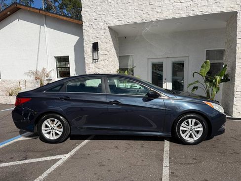 Used 2014 Hyundai Sonata GLS image 16