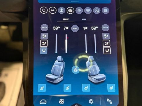 Used 2025 Lucid Air Touring AWD/4WD image 45